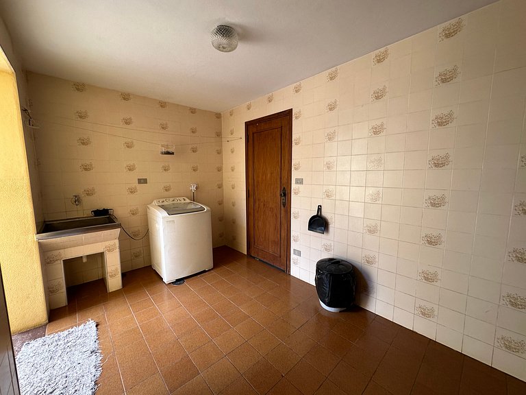 Casa com Piscina para Temporada no Centro | Conforto e Lazer