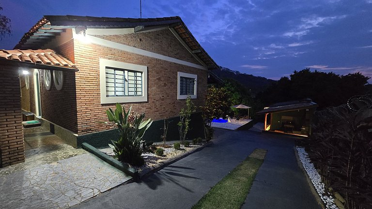 Chácara em Águas da Prata com Vista e Ar-Condicionado