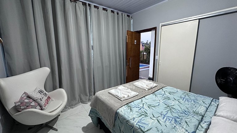 Casa do Rosa com piscina - Aluguel por Temporada SJBV