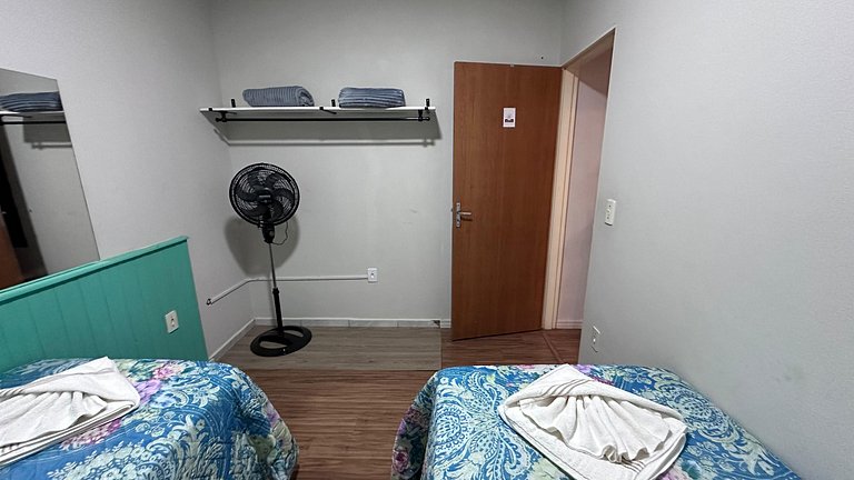 Quarto 2 (2 Pessoas) em Casa Compartilhada