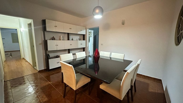 Quarto 2 - Refugio Verde Aconchegante com Ar-Cond.