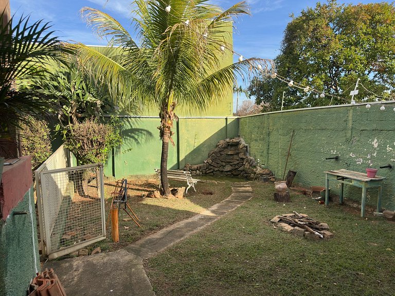 Suíte - Refugio Verde Aconchegante com Ar-Cond.