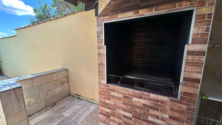 Recanto Amana – Casa Completa no Centro de SJBV