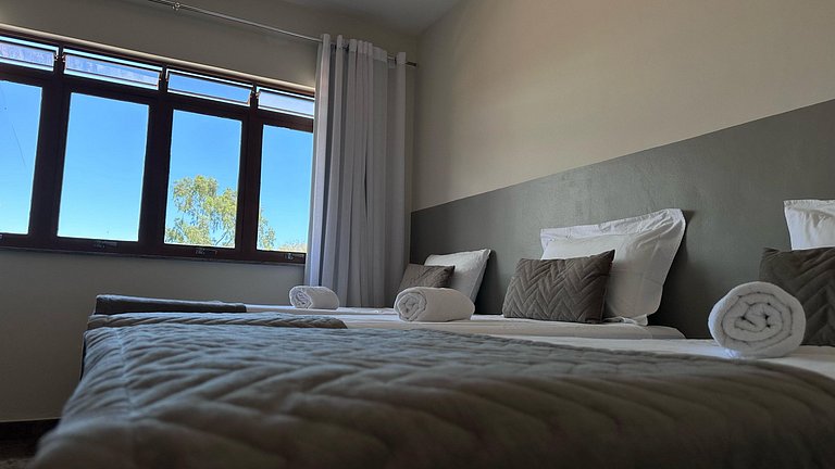 Casa com Piscina para Temporada no Centro | Conforto e Lazer