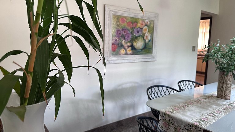 Casa com Piscina para Temporada no Centro | Conforto e Lazer