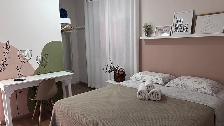 Quarto Conexão Próxima/centro SJBV· Villa do Aconchego