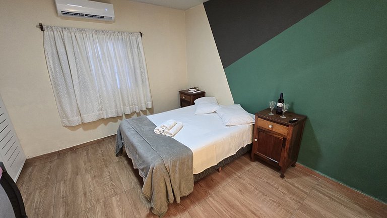 Suíte em Águas da Prata com Vista e Ar-Condicionado