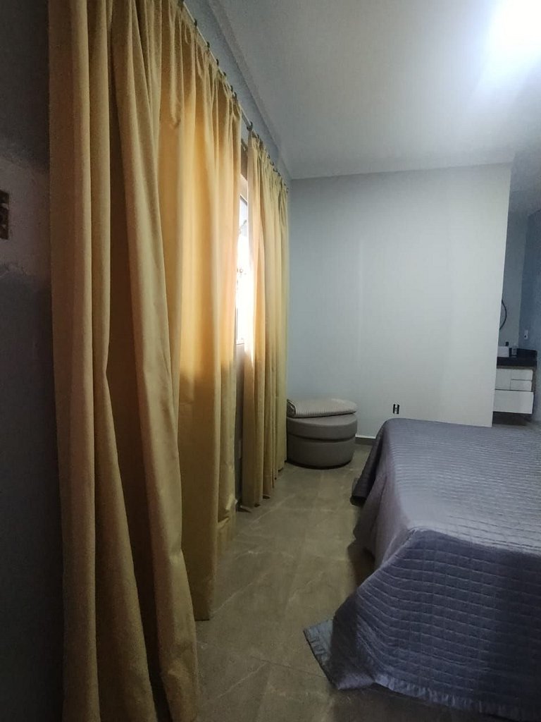 Casa do Rosa com piscina - Aluguel por Temporada SJBV