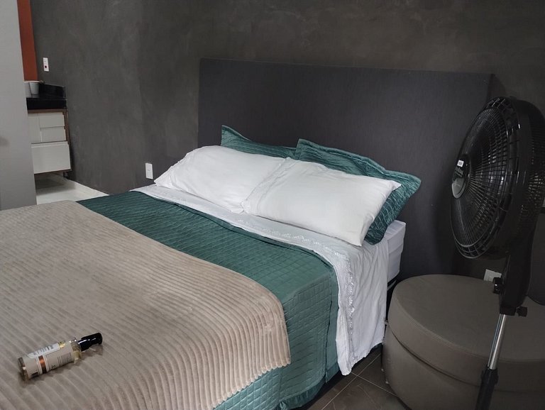 Casa do Rosa com piscina - Aluguel por Temporada SJBV