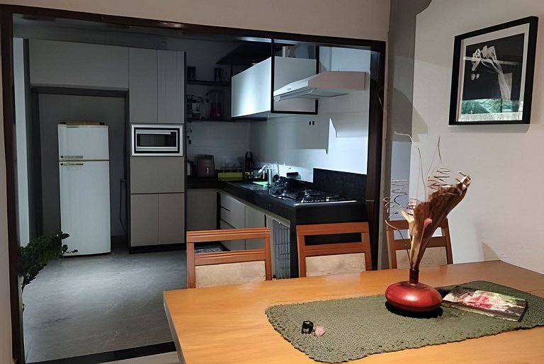 4| Casa do Rosa | Suíte privativa confortável